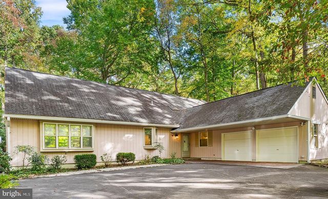 7 DALE DR, Voorhees, NJ 08043