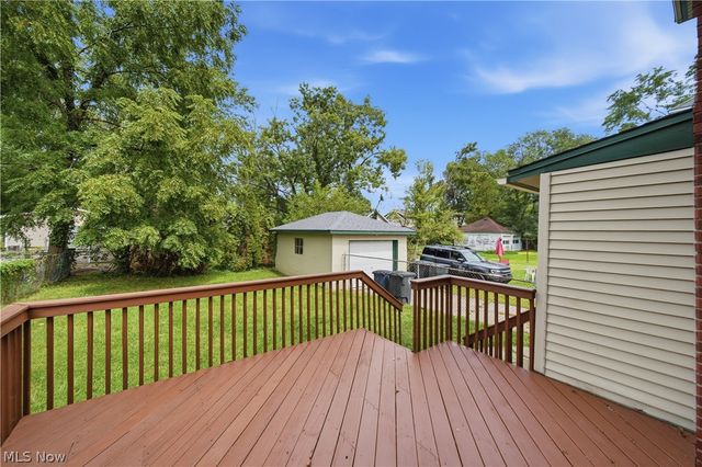 1009 Pardee Avenue, Akron, OH 44306
