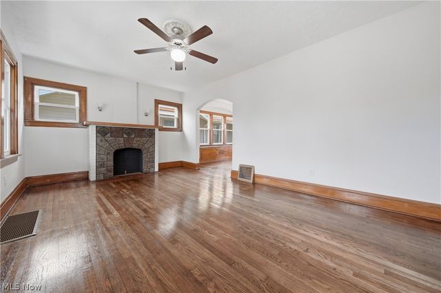 1009 Pardee Avenue, Akron, OH 44306