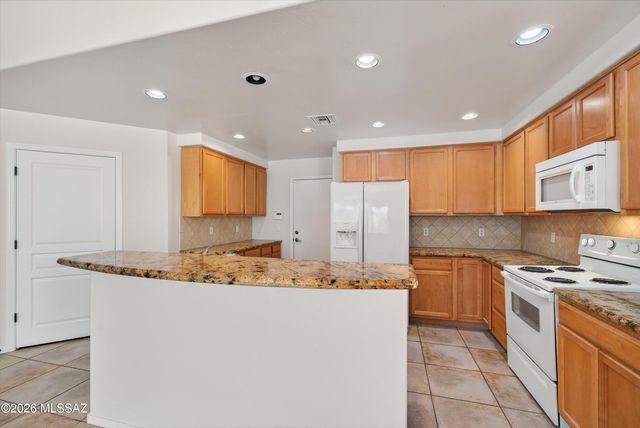 2516 N Yellow Flower Trail, Tucson, AZ 85715