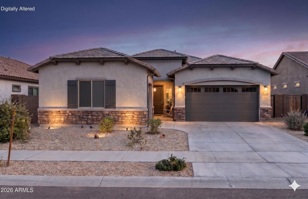 18977 W DESERT HILLS Drive, Surprise, AZ 85388 — exterior
