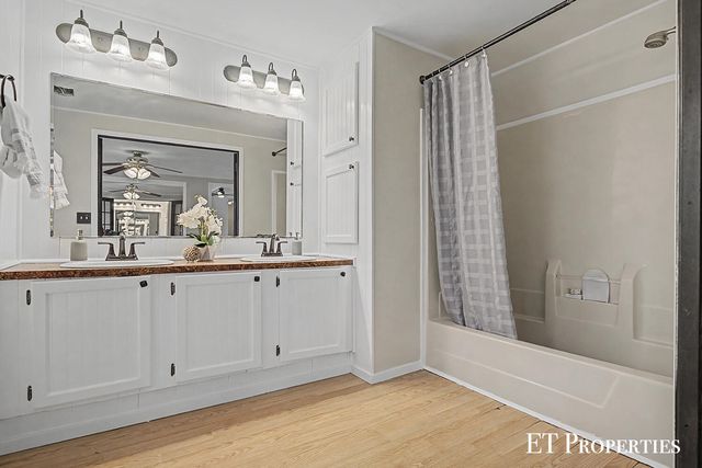 7291 County Farm Road, Greenville, MI 48838