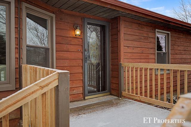 7291 County Farm Road, Greenville, MI 48838