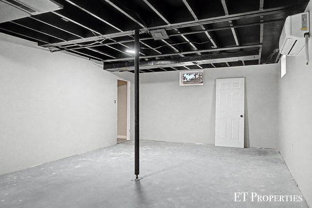 7291 County Farm Road, Greenville, MI 48838