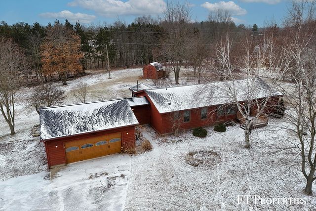 7291 County Farm Road, Greenville, MI 48838