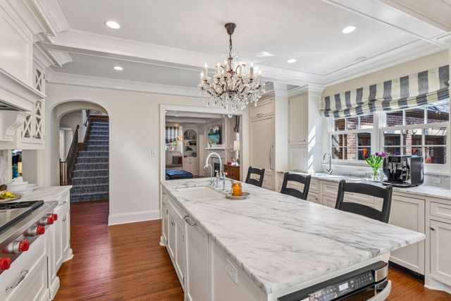 4513 Edina Boulevard, Edina, MN 55424