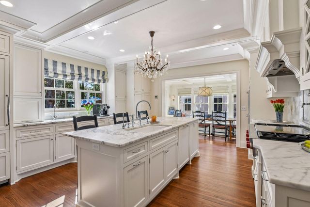 4513 Edina Boulevard, Edina, MN 55424