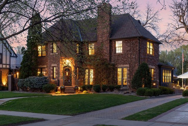 4513 Edina Boulevard, Edina, MN 55424