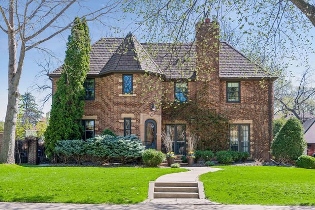 4513 Edina Boulevard, Edina, MN 55424