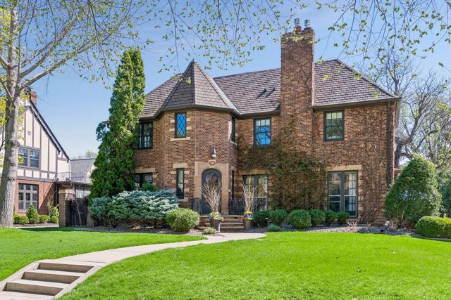 4513 Edina Boulevard, Edina, MN 55424