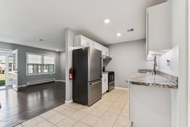 829F Balmoral Court, Lakewood, NJ 08701