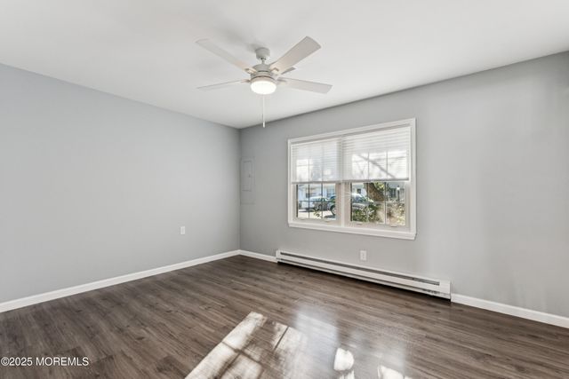 829F Balmoral Court, Lakewood, NJ 08701
