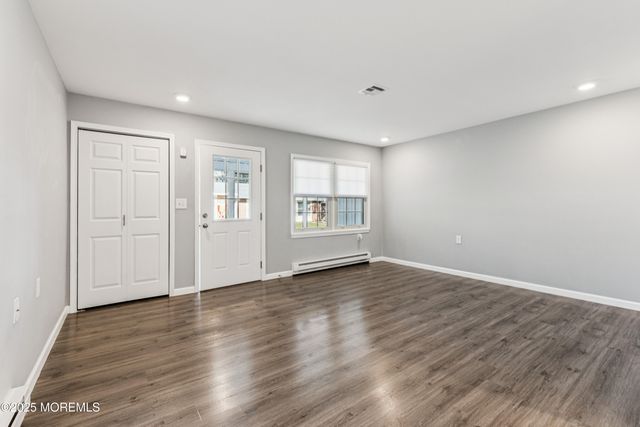 829F Balmoral Court, Lakewood, NJ 08701