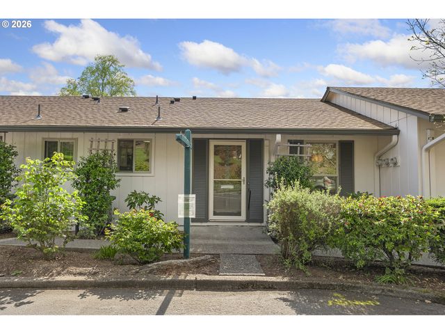 11575 Sw CROWN Ct 2, King City, OR 97224