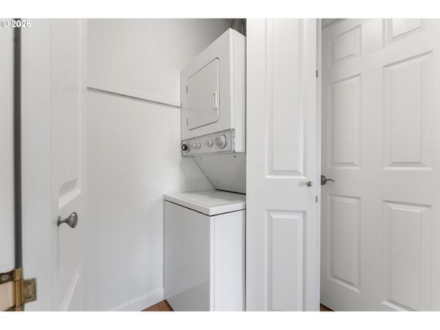 11575 Sw CROWN Ct 2, King City, OR 97224