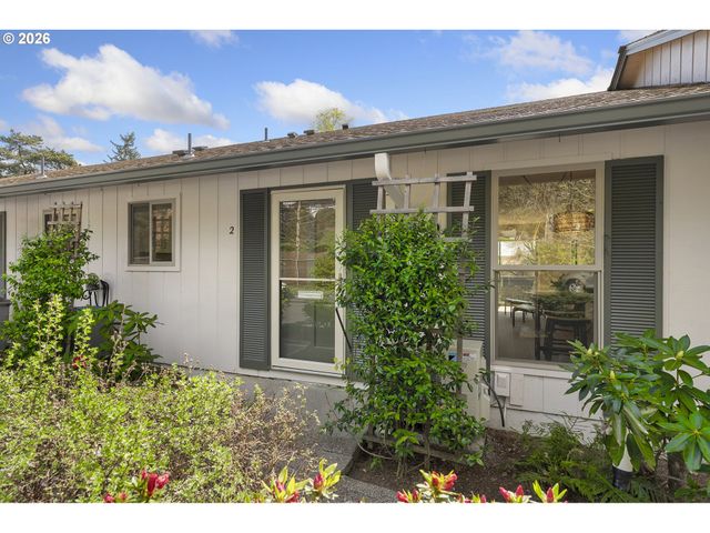 11575 Sw CROWN Ct 2, King City, OR 97224