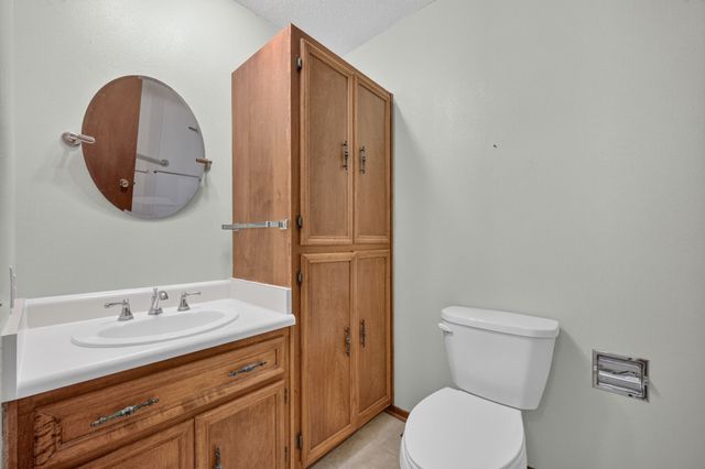 222 Park Street, Carlisle, IA 50047