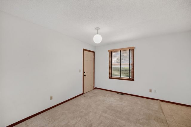 222 Park Street, Carlisle, IA 50047