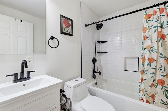 30216 HARRIS DRIVE, Leesburg, FL 34748