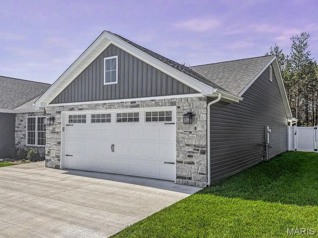 1553 Hickory Landing, De Soto, MO 63020