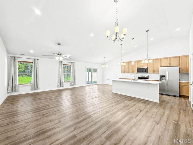 1553 Hickory Landing, De Soto, MO 63020