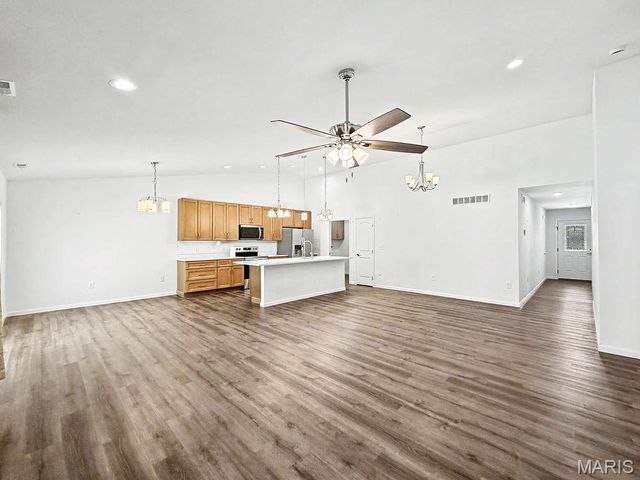 1553 Hickory Landing, De Soto, MO 63020