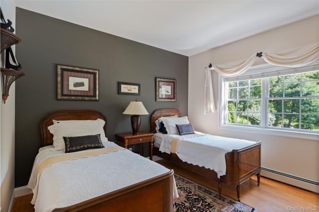 182 Elizabeth Street, Pearl River, NY 10965