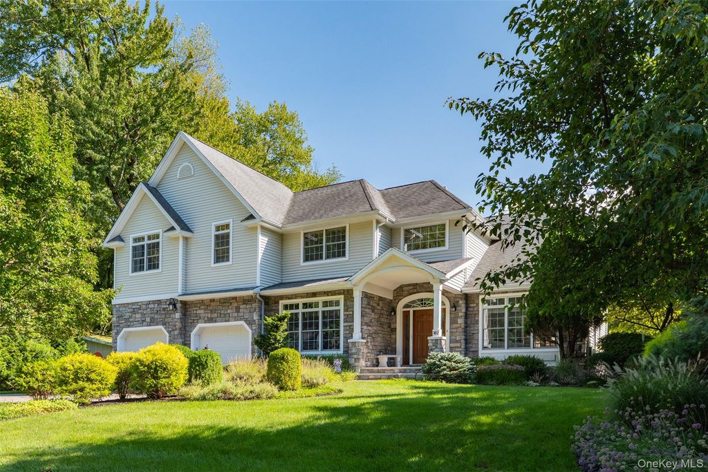 182 Elizabeth Street, Pearl River, NY 10965 — exterior