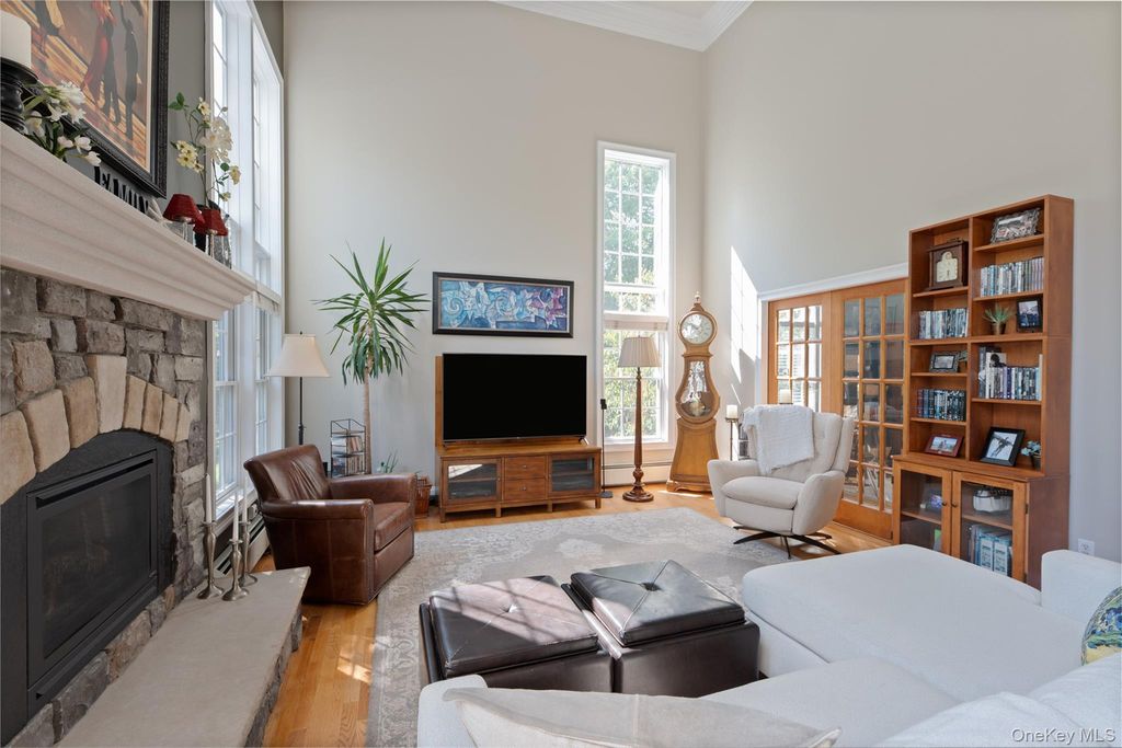 182 Elizabeth Street, Pearl River, NY 10965 — photo 5