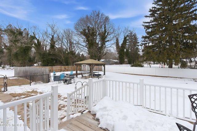 47 Willow Road, Tinton Falls, NJ 07724