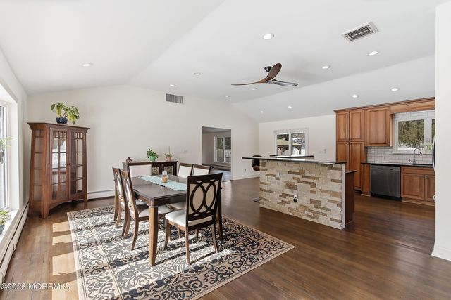 47 Willow Road, Tinton Falls, NJ 07724