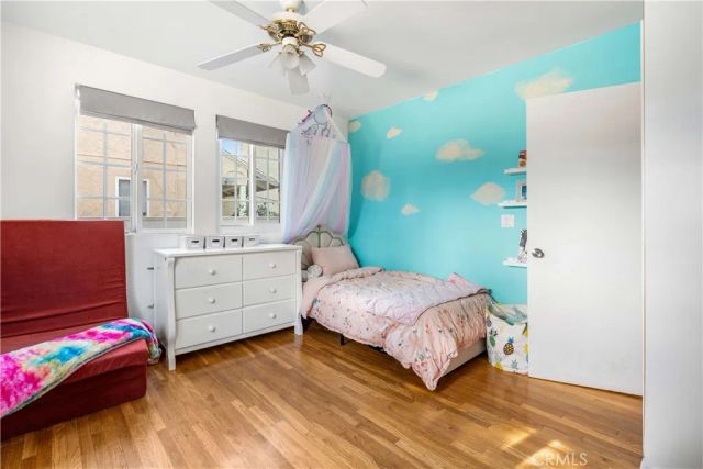 17145 Strathern Street, Lake Balboa, CA 91406