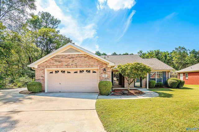 122 Sunnyfield Drive, Madison, AL 35758