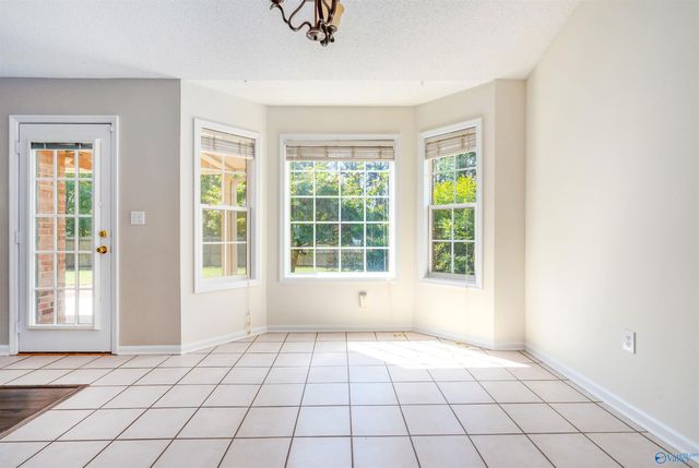 122 Sunnyfield Drive, Madison, AL 35758