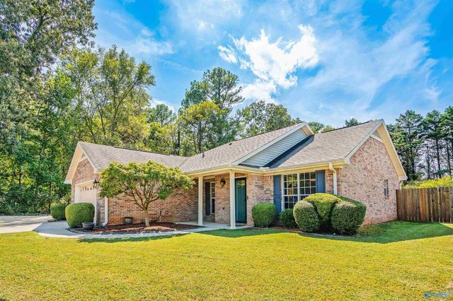 122 Sunnyfield Drive, Madison, AL 35758