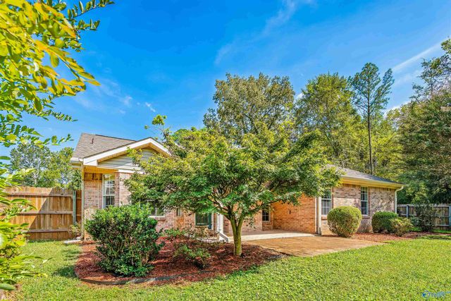 122 Sunnyfield Drive, Madison, AL 35758