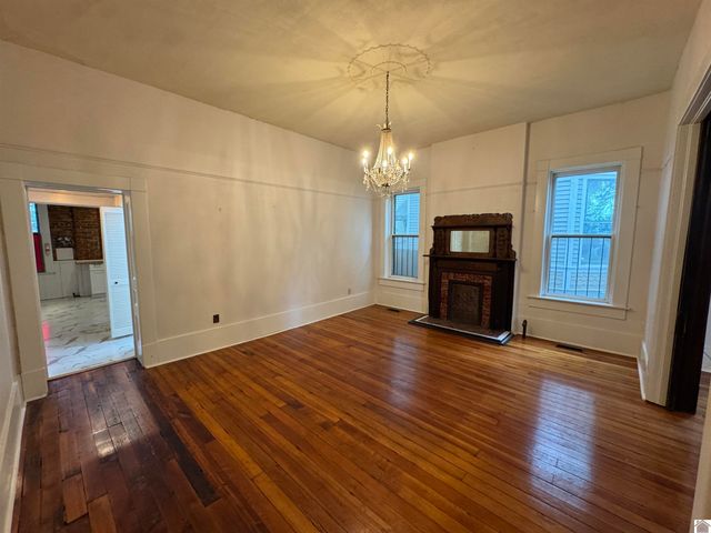 326 N 9th, Paducah, KY 42001