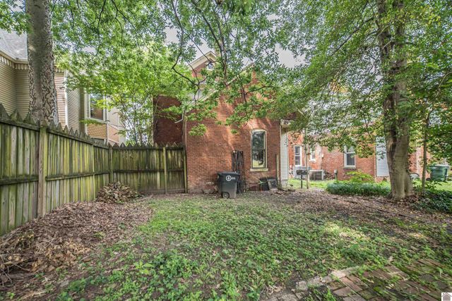 326 N 9th, Paducah, KY 42001