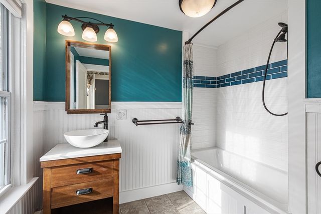 69 Tremont St, Rehoboth, MA 02769