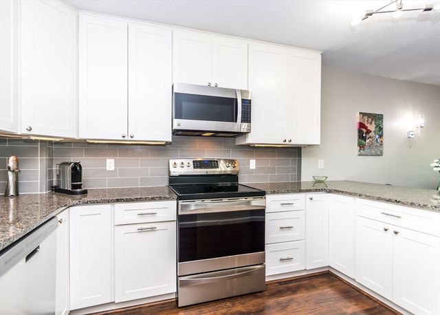 164 Galen Street 52, Watertown, MA 02472