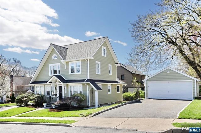 61 Fairview Avenue, Glen Rock, NJ 07452