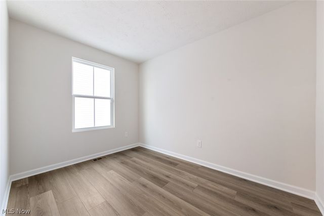 246 River Run Drive, Elyria, OH 44035