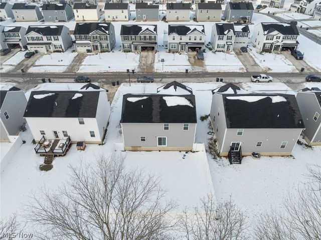 246 River Run Drive, Elyria, OH 44035