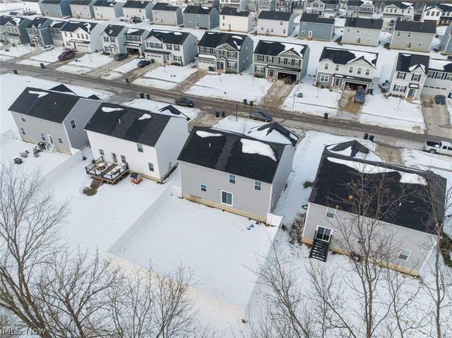 246 River Run Drive, Elyria, OH 44035