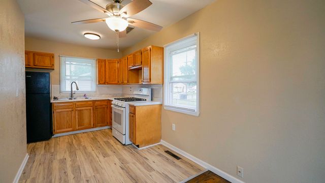 2906 8TH Avenue, Council Bluffs, IA 51501