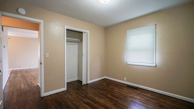 2906 8TH Avenue, Council Bluffs, IA 51501