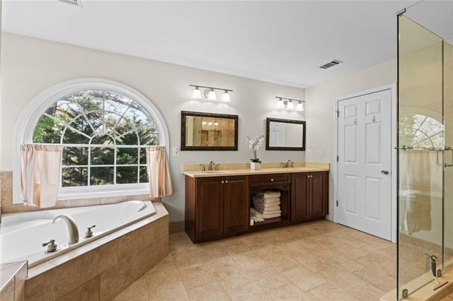 7025 Hampton Bluff Way, Roswell, GA 30075