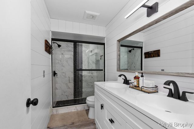 952 Woodside Drive, Holland, MI 49424