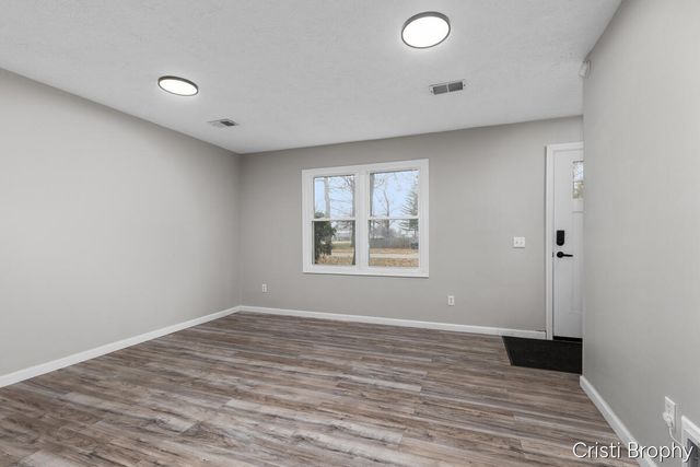 952 Woodside Drive, Holland, MI 49424