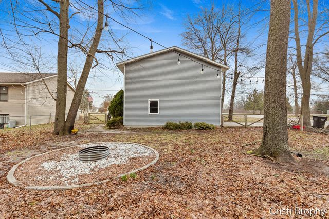 952 Woodside Drive, Holland, MI 49424